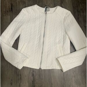 Divided  size 4  beautiful Jacket.